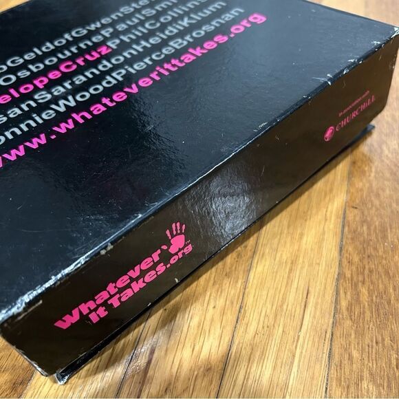 Penelope Cruz Artwork Mother’s Day Plate Whatever It Takes Whateverittakes.org. - Picture 5 of 9